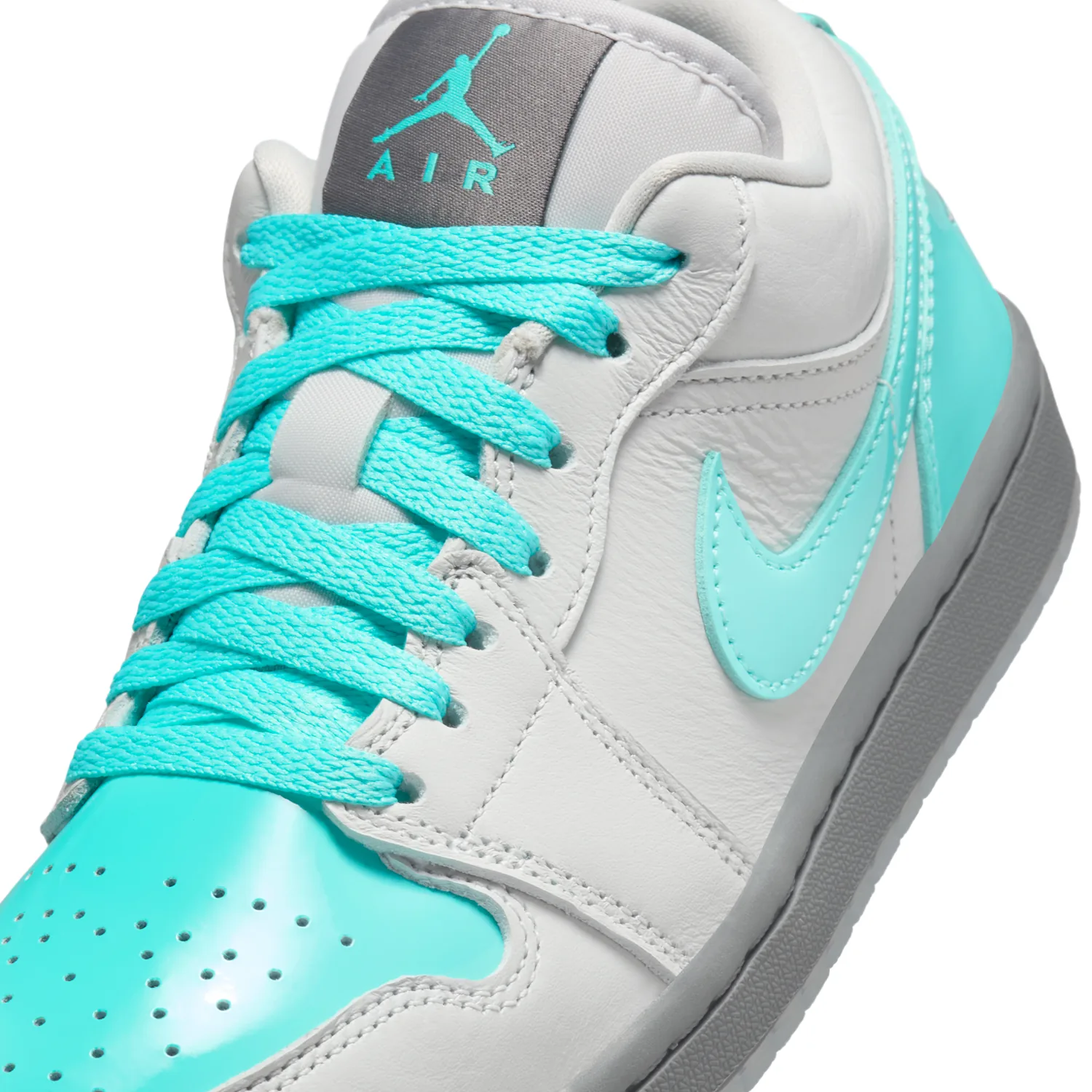 Air Jordan 1 Low SE image 7