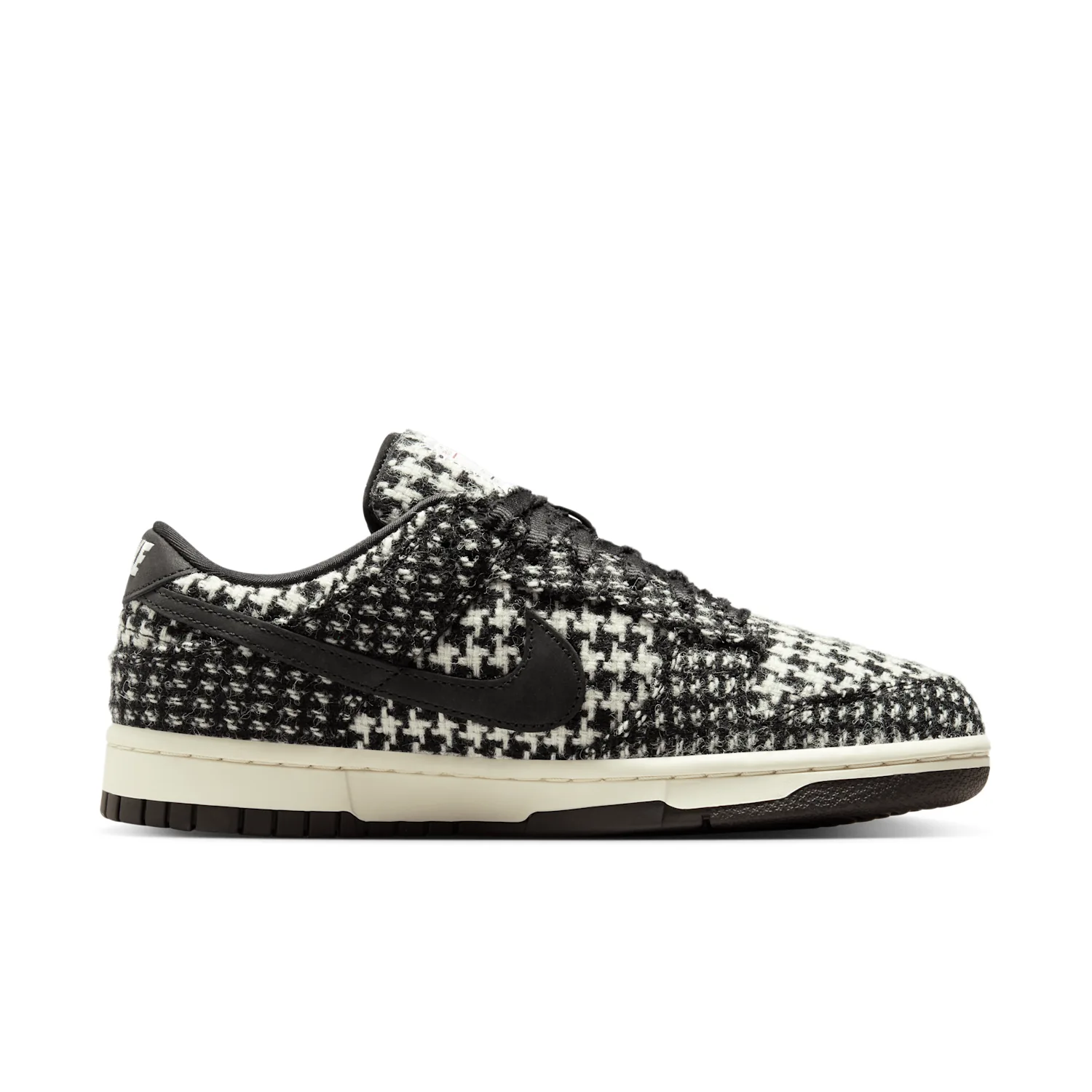 Nike Dunk Low image 4