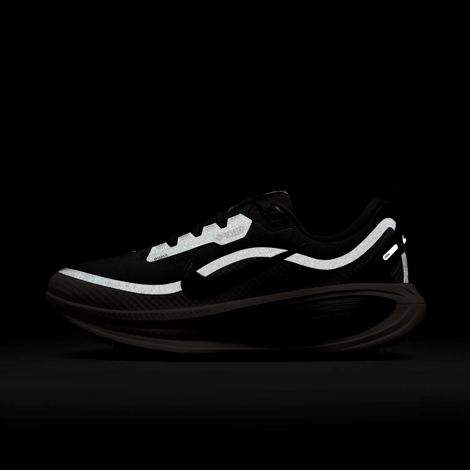Nike Vomero 18 GORE-TEX image 11