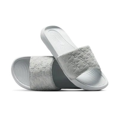 Nike Victori One
