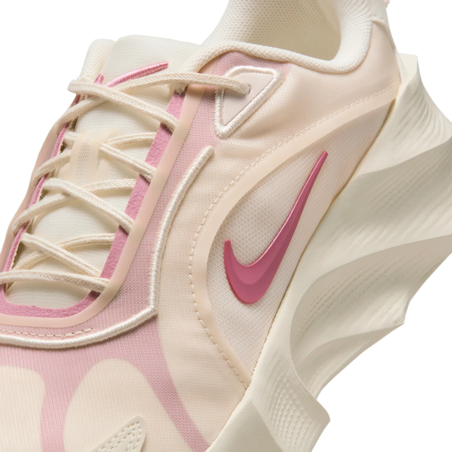 Nike Aura Edge image 7