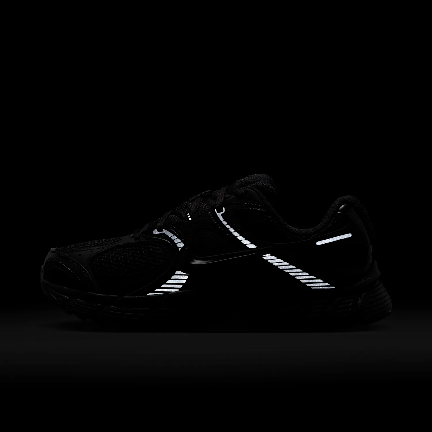 Nike V5 RNR image 2