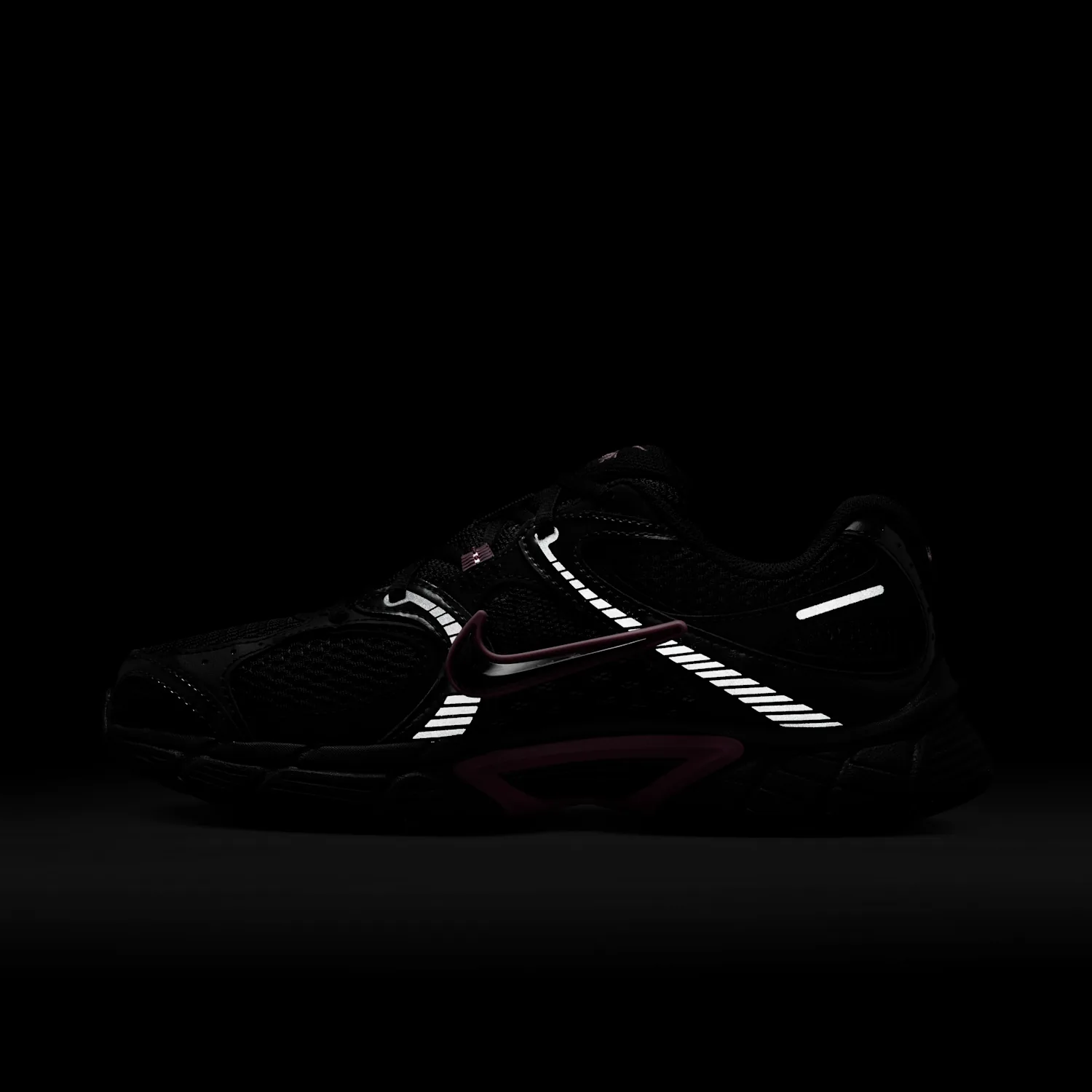Nike V5 RNR image 3