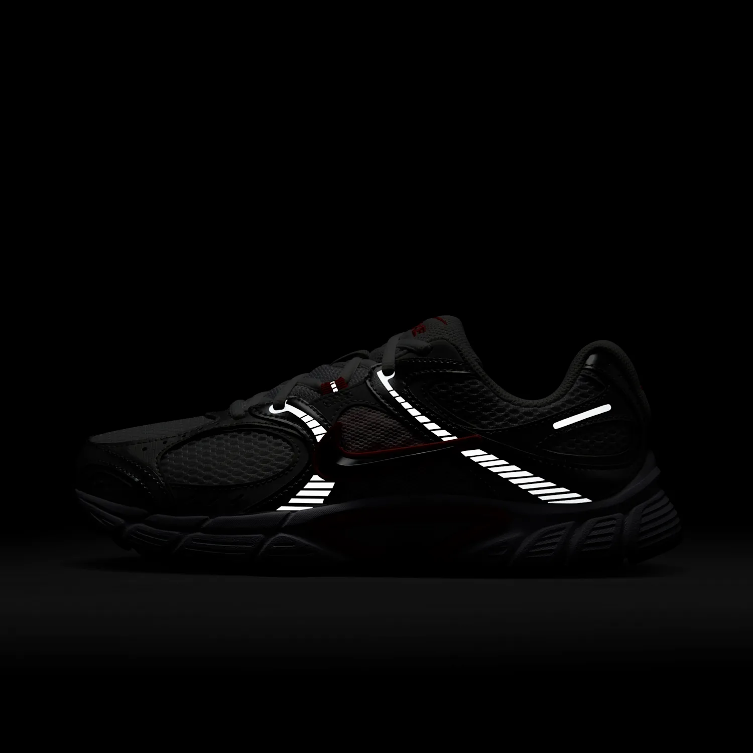 Nike V5 RNR image 3