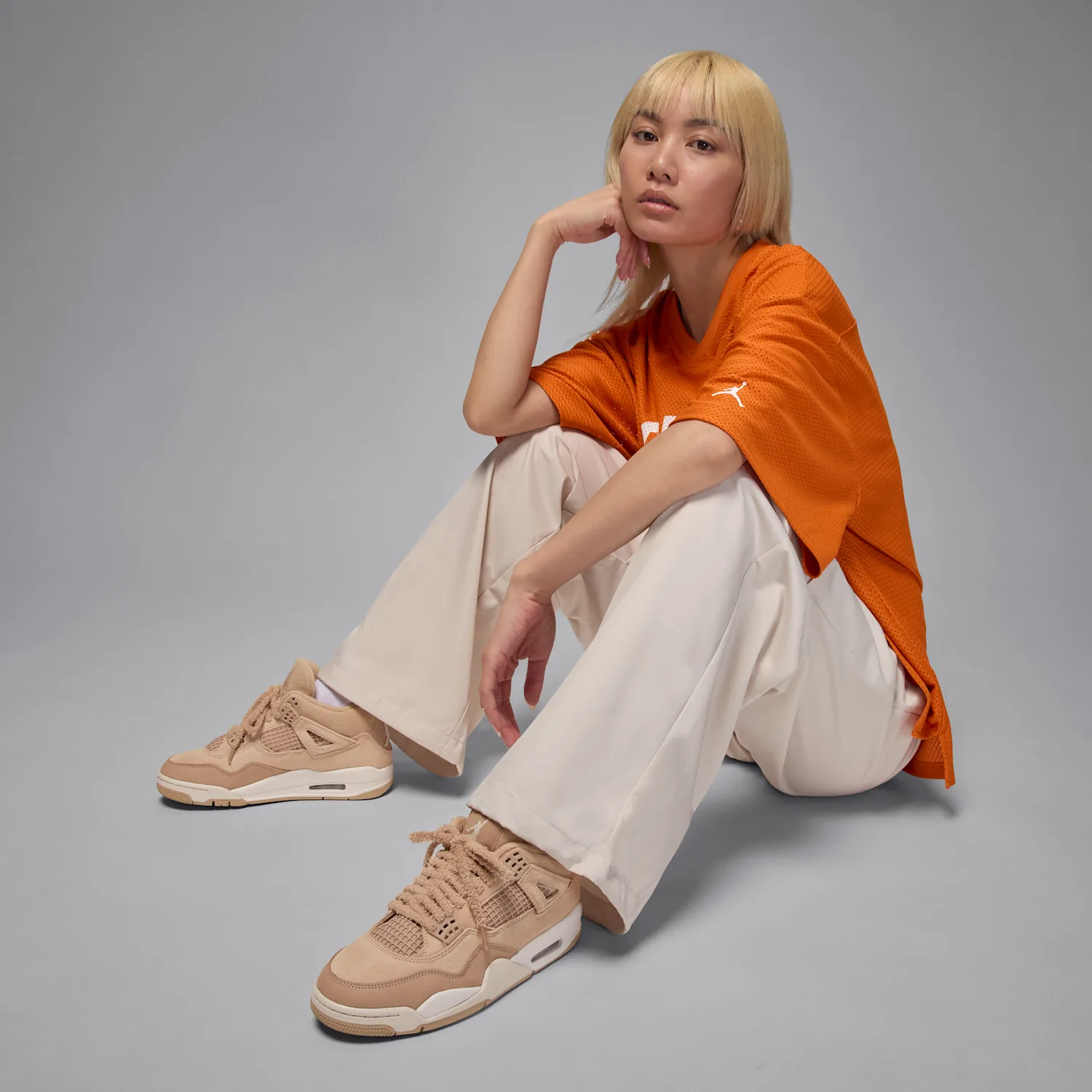 Air Jordan 4 Retro image 2