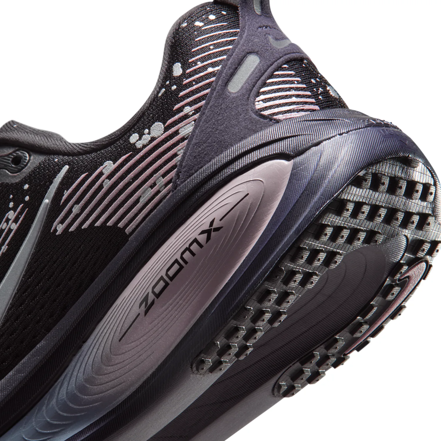 Nike Vomero 18 SE image 8