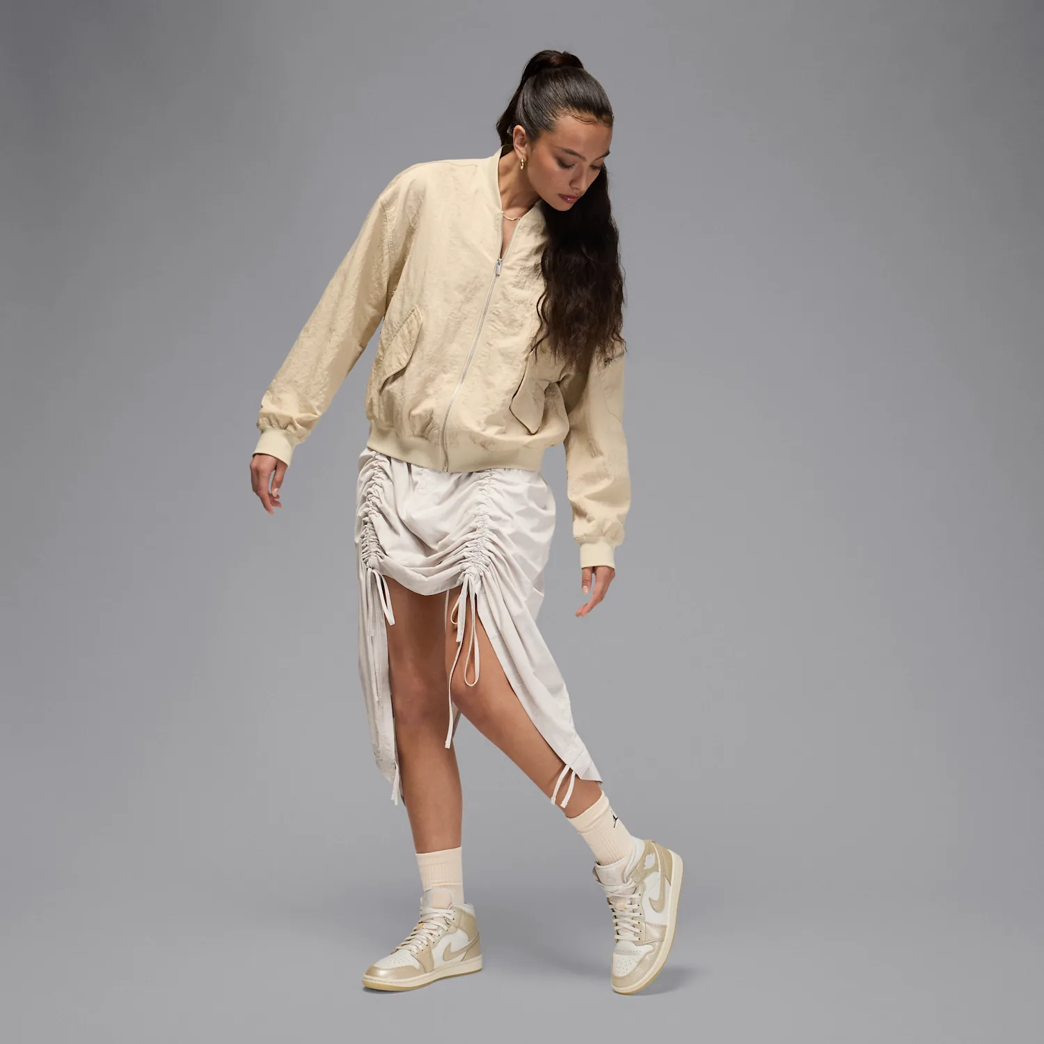 Air Jordan 1 Mid SE image 2