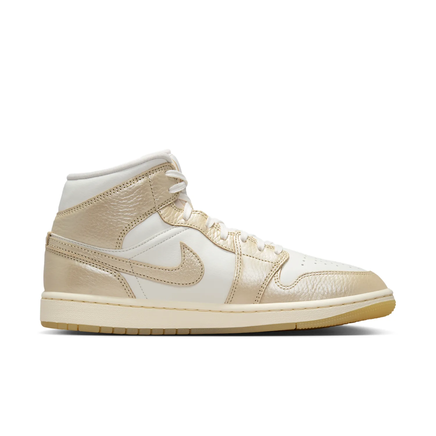Air Jordan 1 Mid SE image 4