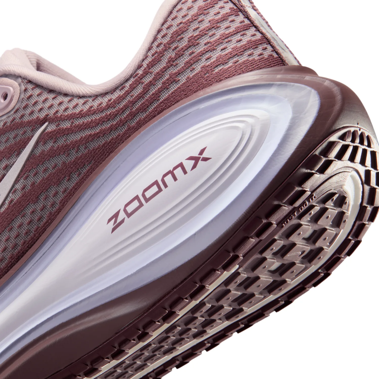 Nike Vomero Plus image 8