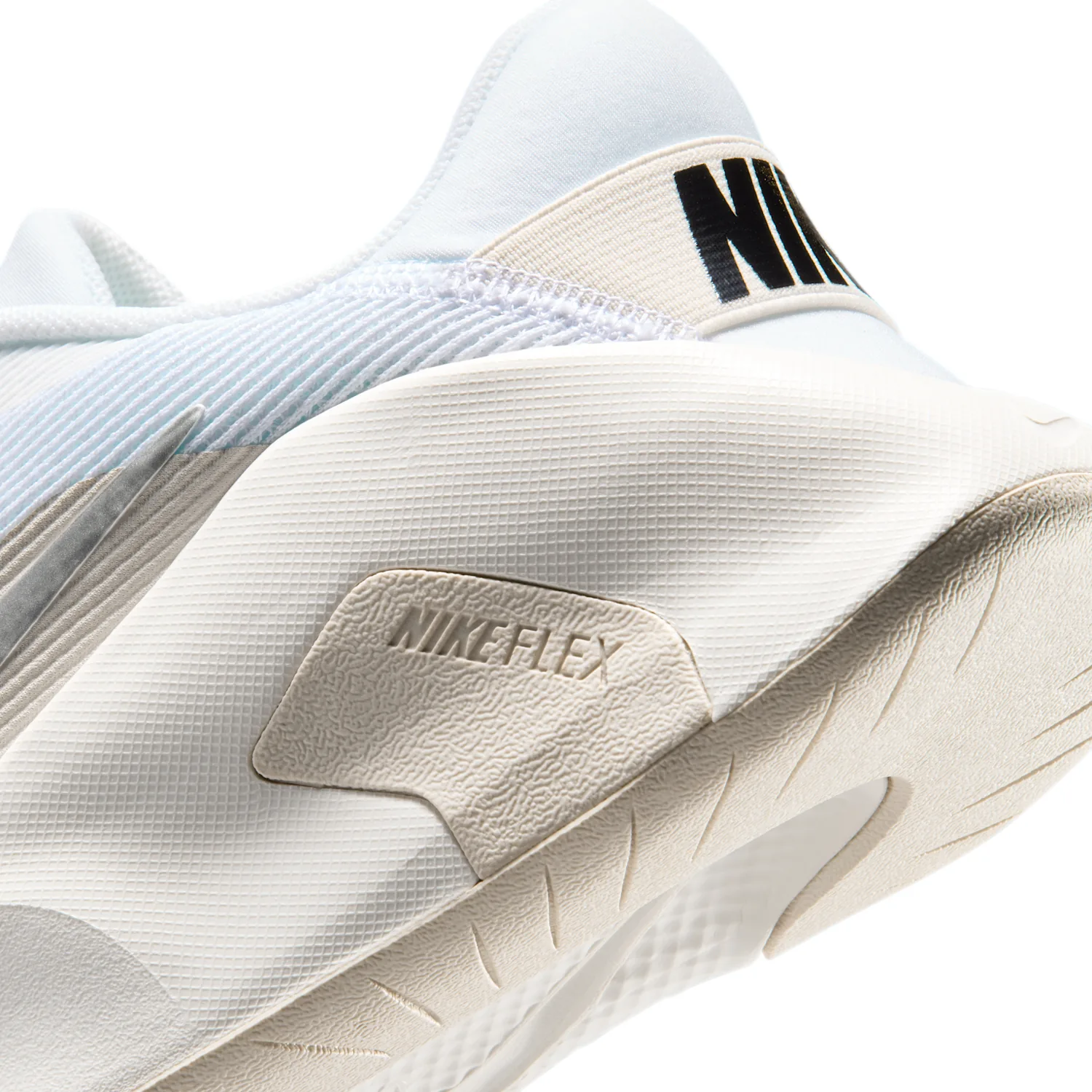 Nike Flex Train image 8