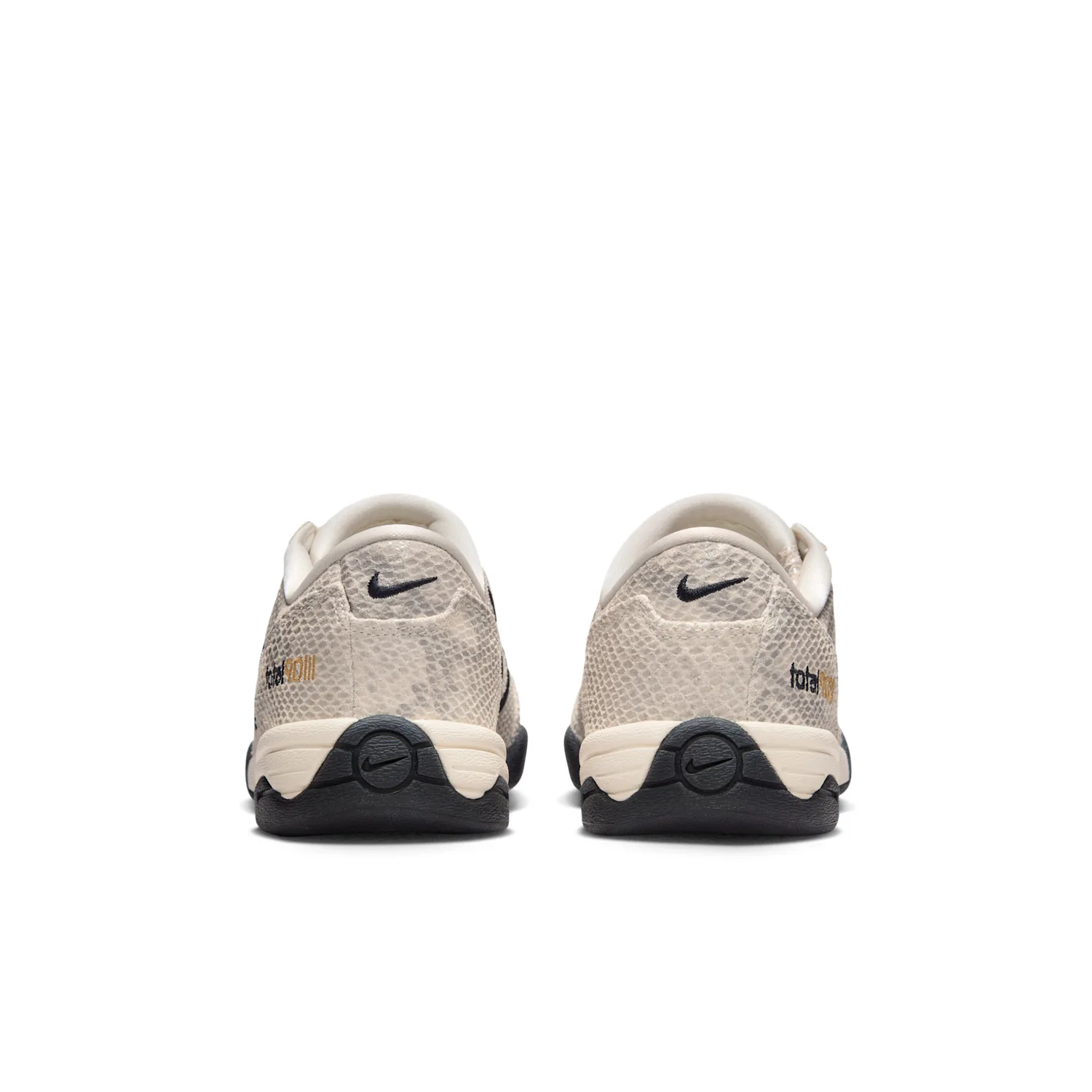Nike Total 90 SE image 6