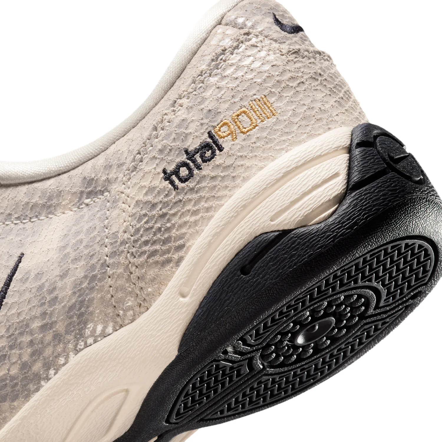 Nike Total 90 SE image 8