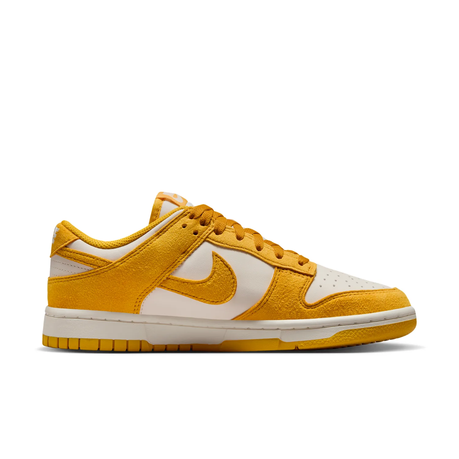 Nike Dunk Low image 3