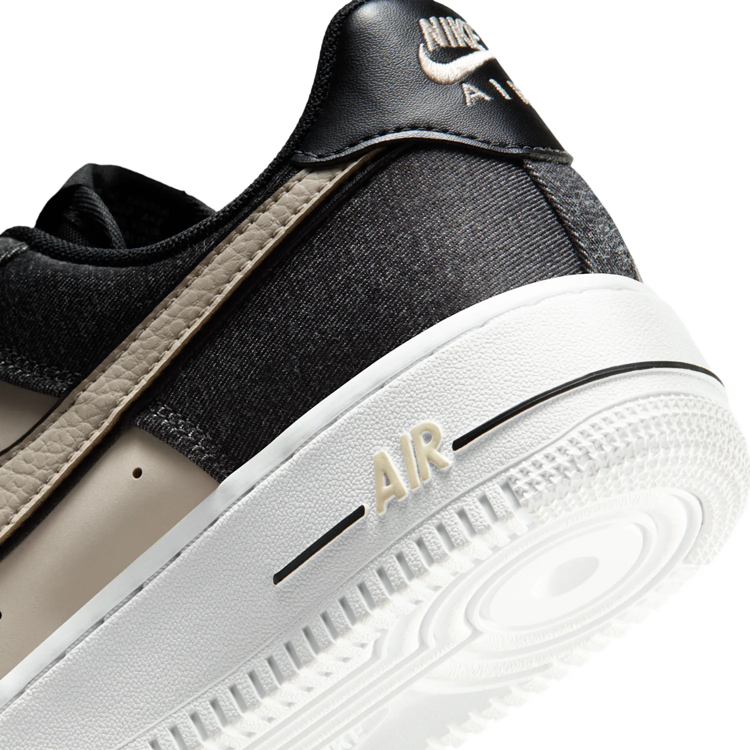 Nike Air Force 1 '07 SE image 8