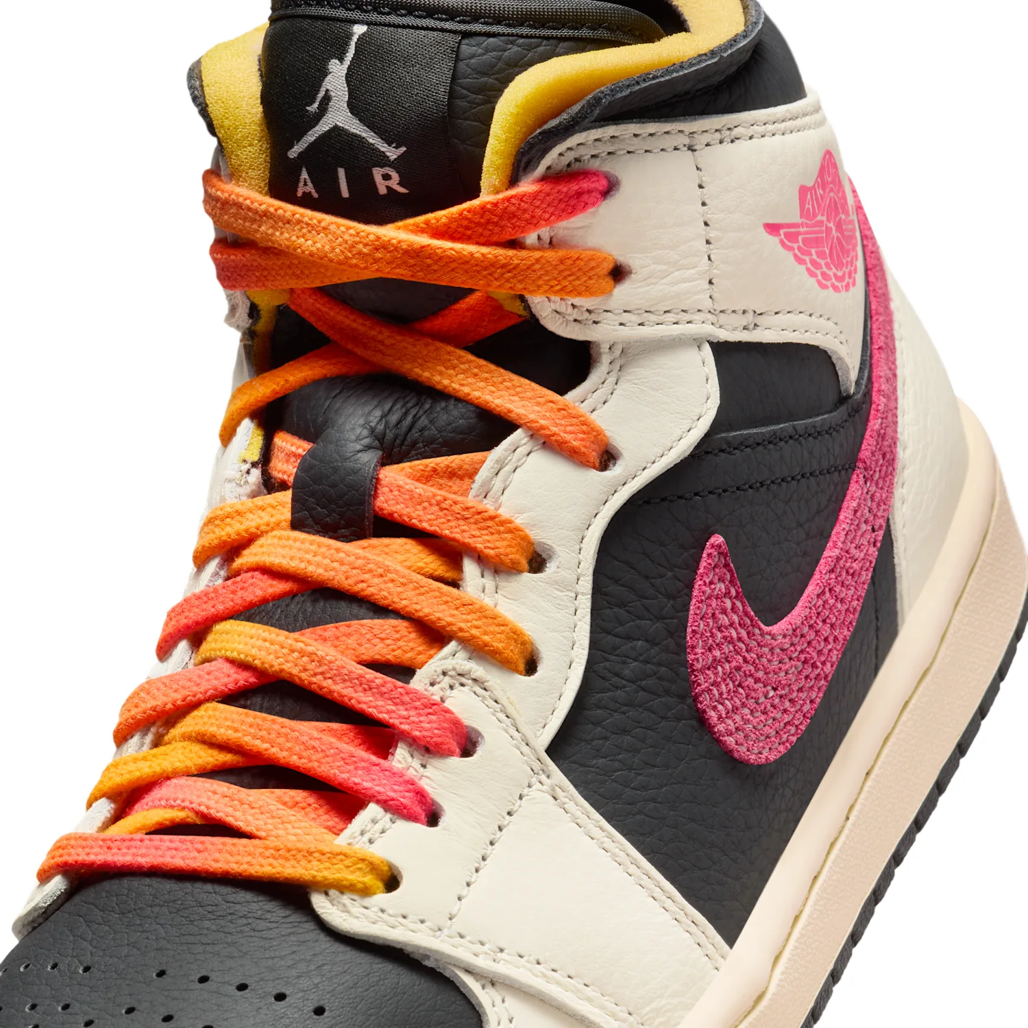 Air Jordan 1 Mid SE Edge image 8