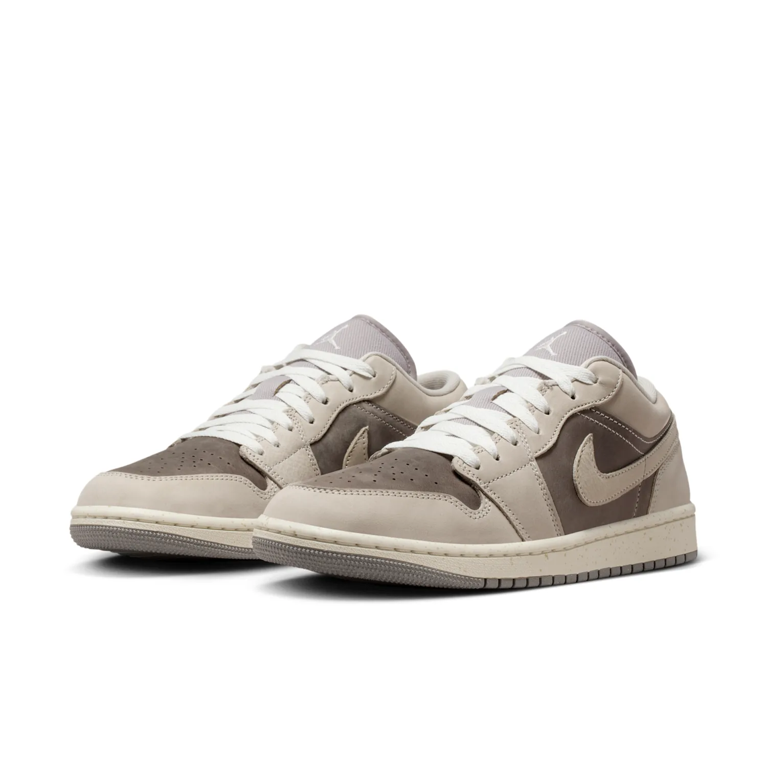 Air Jordan 1 Low SE image 5