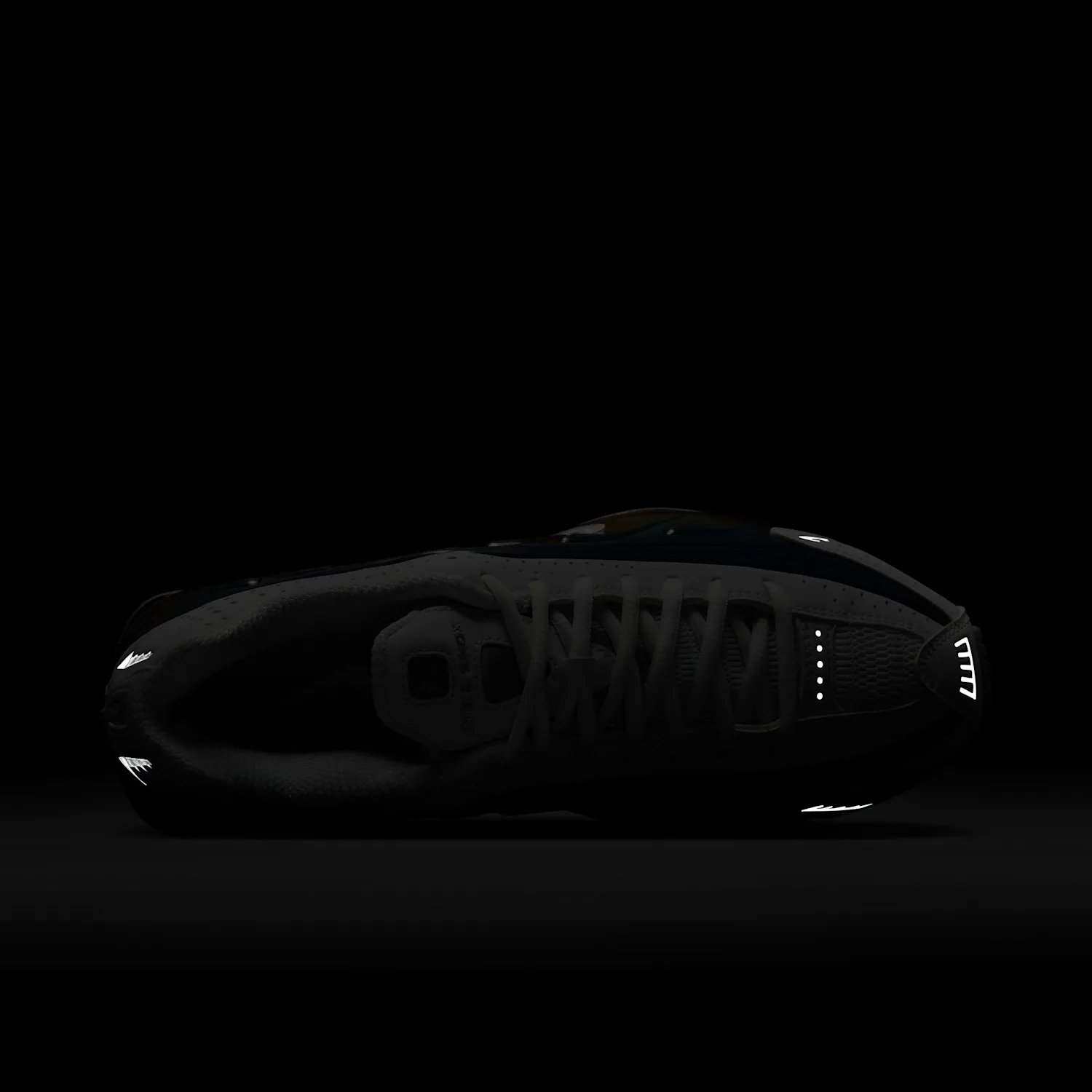 Nike Shox R4 image 12