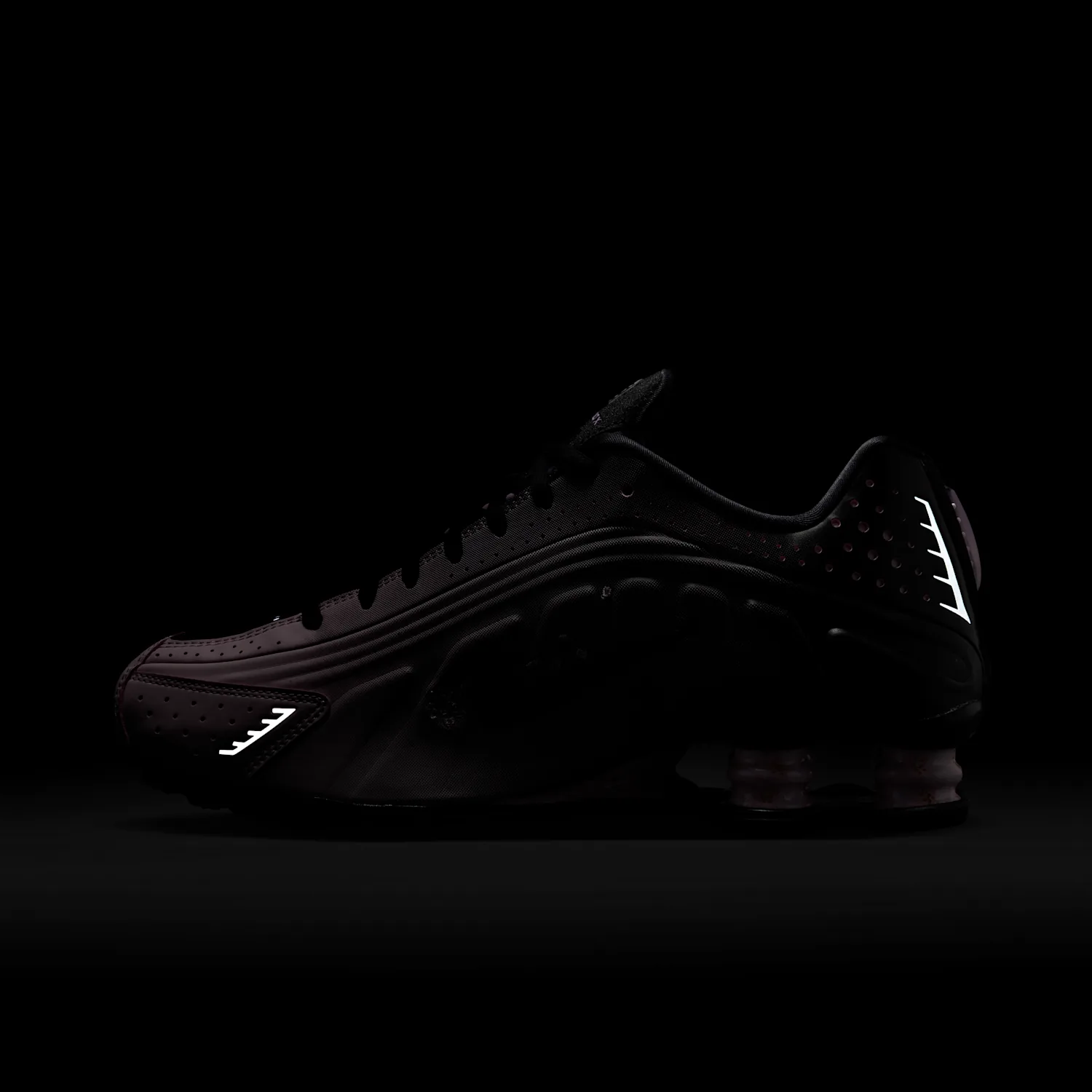 Nike Shox R4 image 4