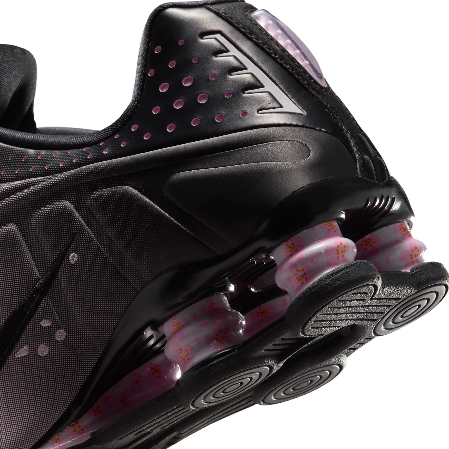 Nike Shox R4 image 12