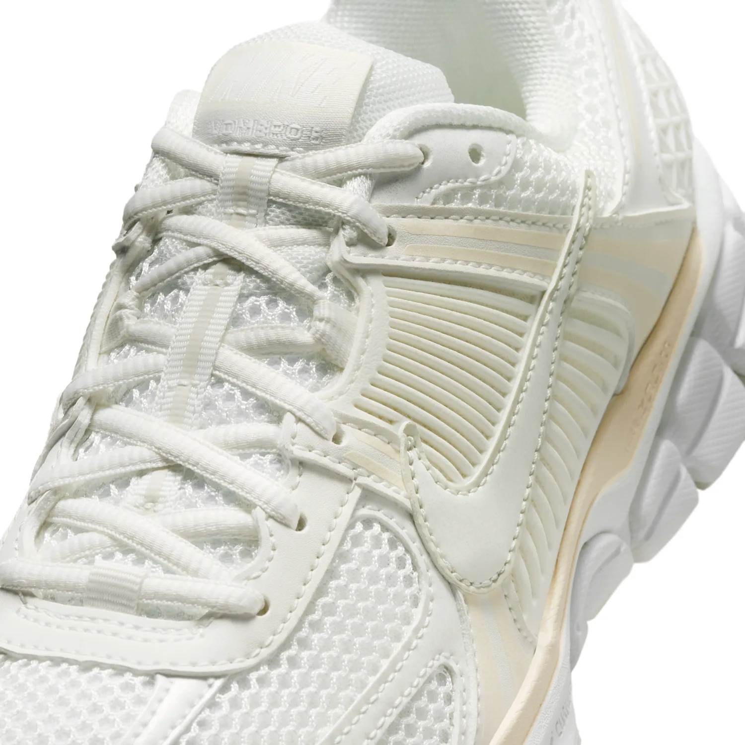 Nike Zoom Vomero 5 image 7