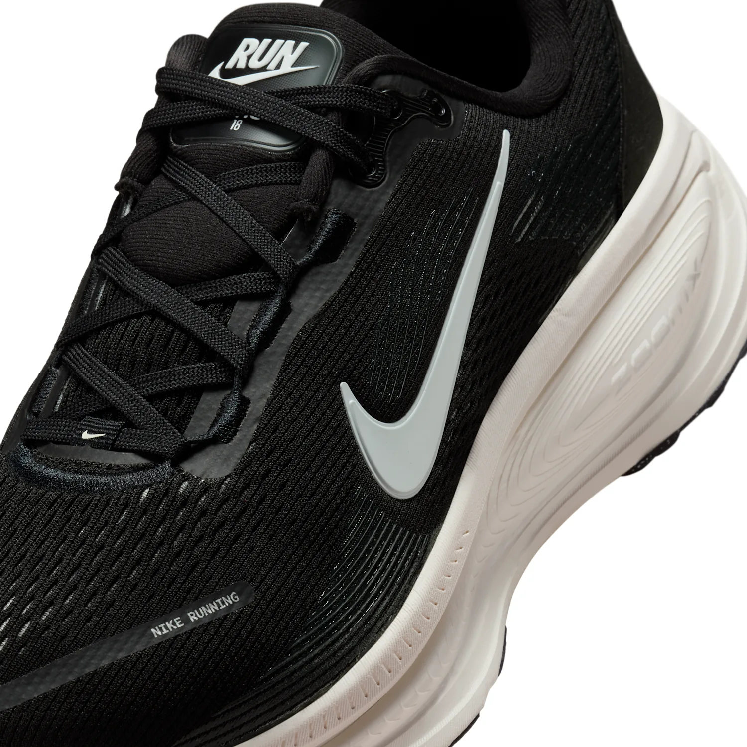 Nike Vomero 18 image 7