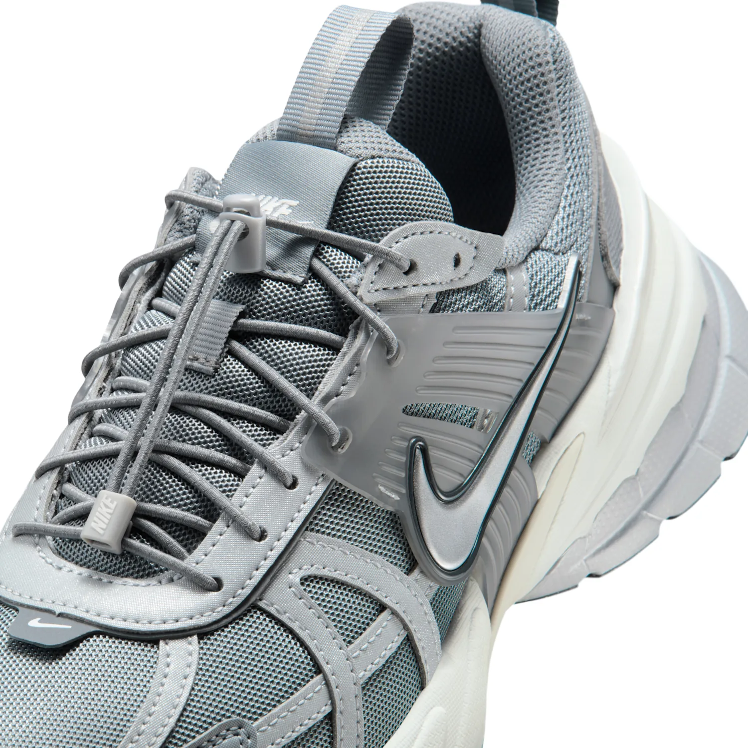 Nike V2K Run image 7