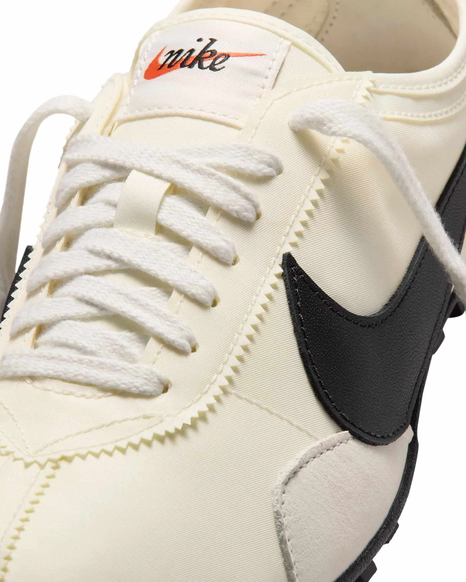 Nike Moon Shoe OG SP image 7