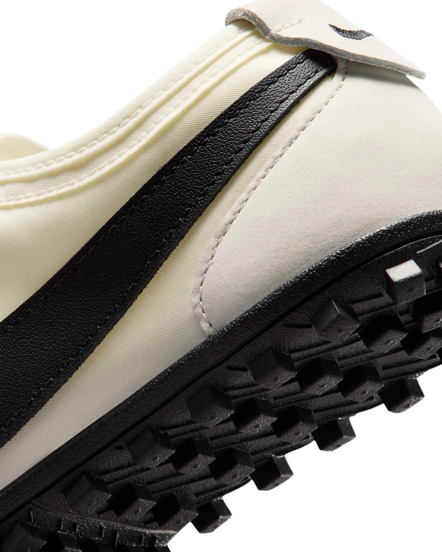 Nike Moon Shoe OG SP image 8