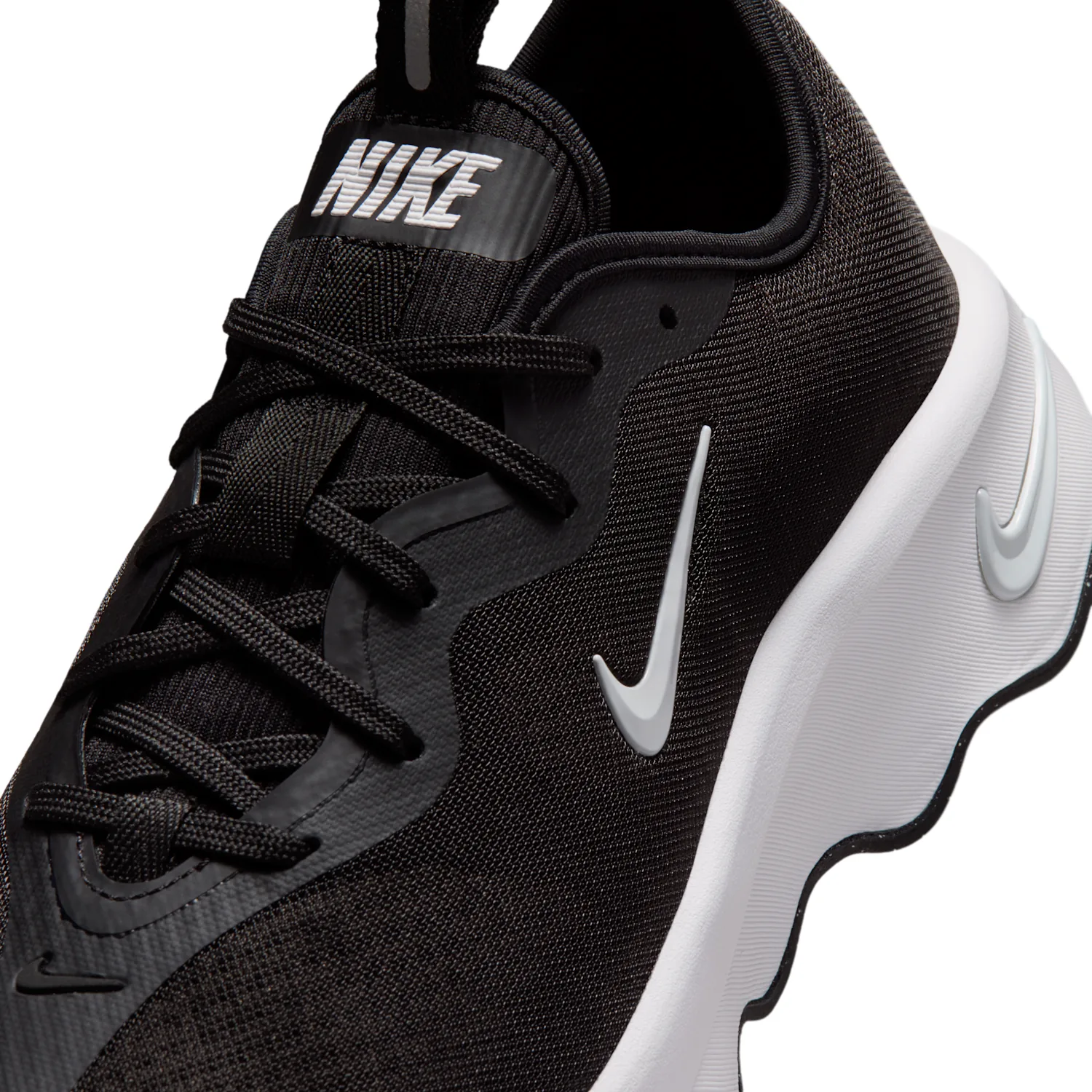 Nike Motiva 2 image 7