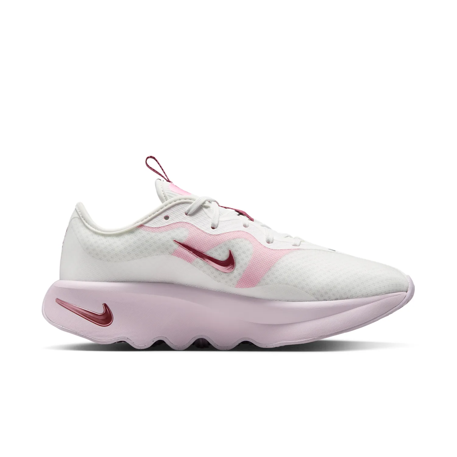 Nike Motiva 2 image 3