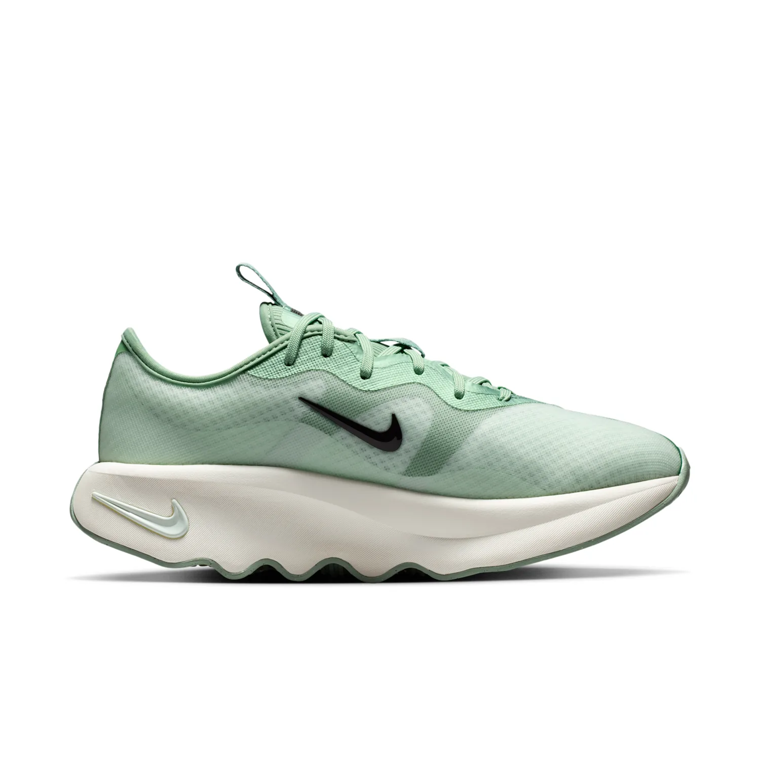 Nike Motiva 2 image 3