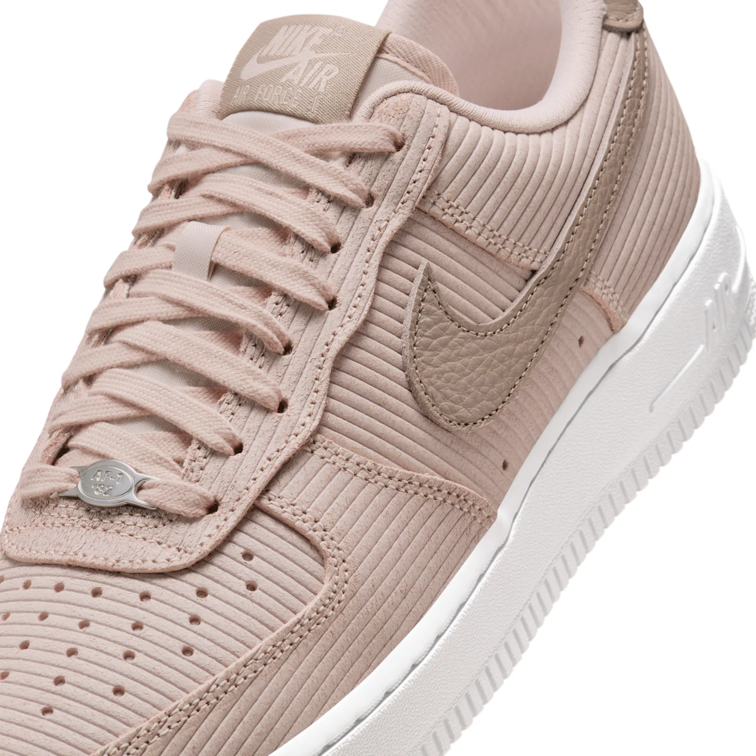 Nike Air Force 1 '07 image 7