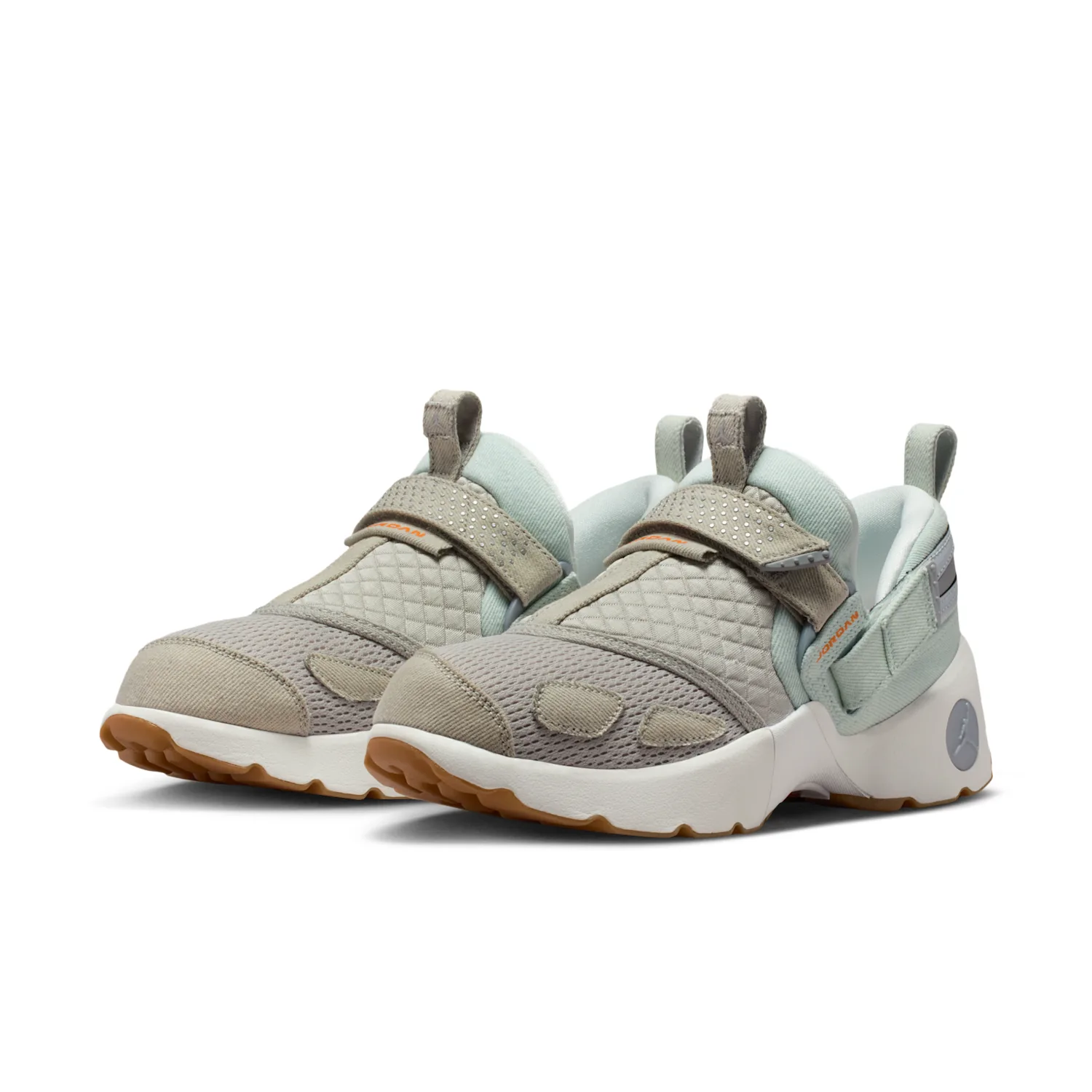 Jordan Trunner LX image 6