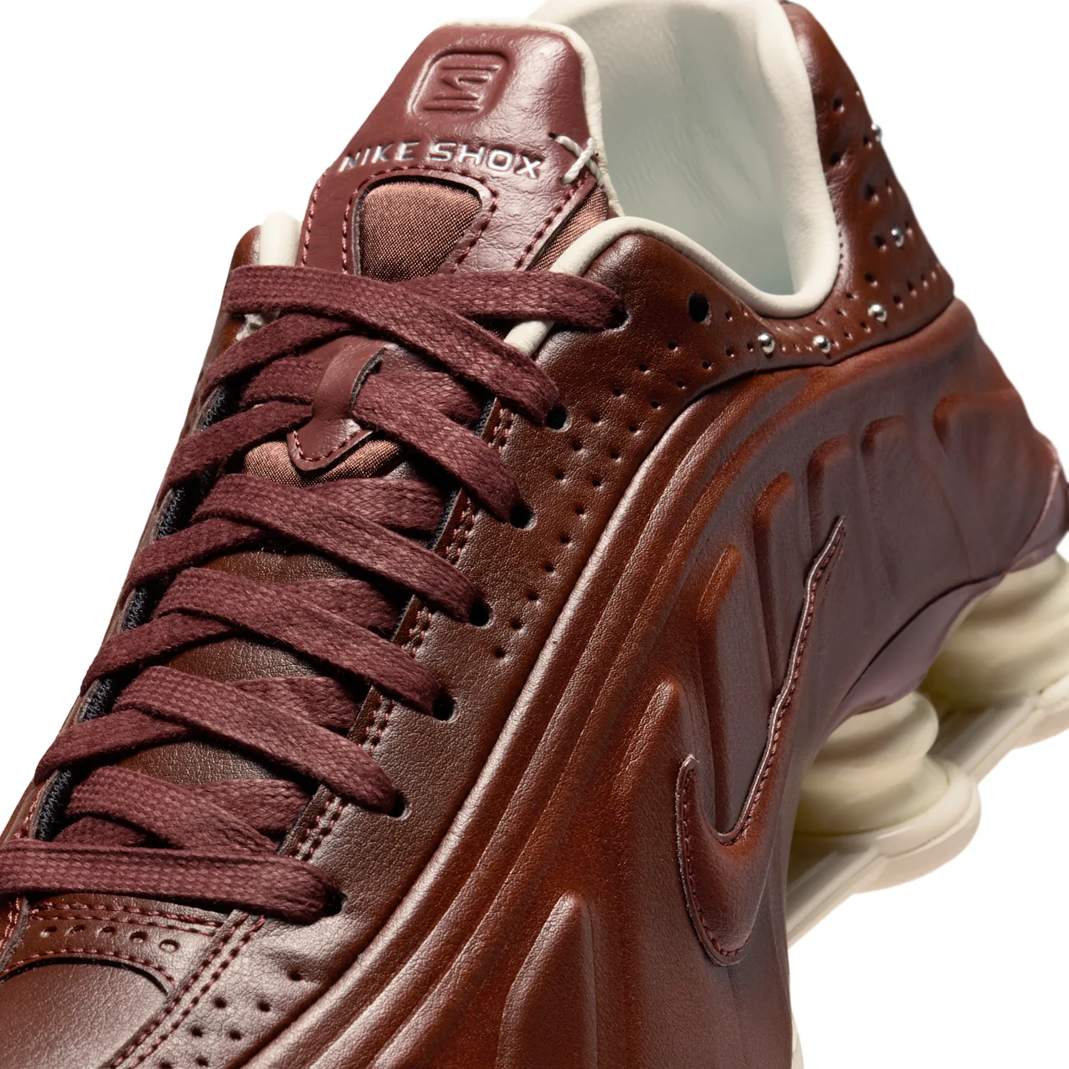 Nike Shox R4 image 7