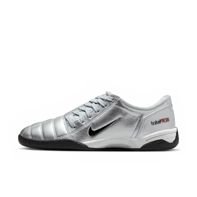 Nike Total 90