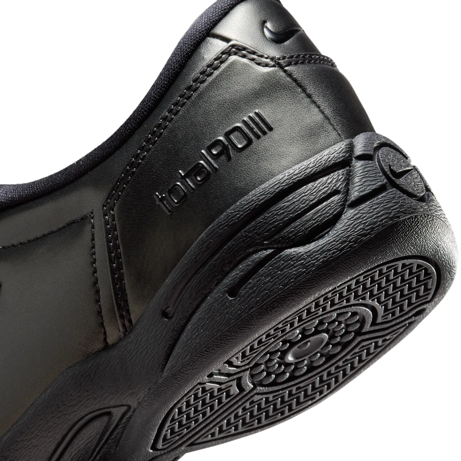 Nike Total 90 image 8