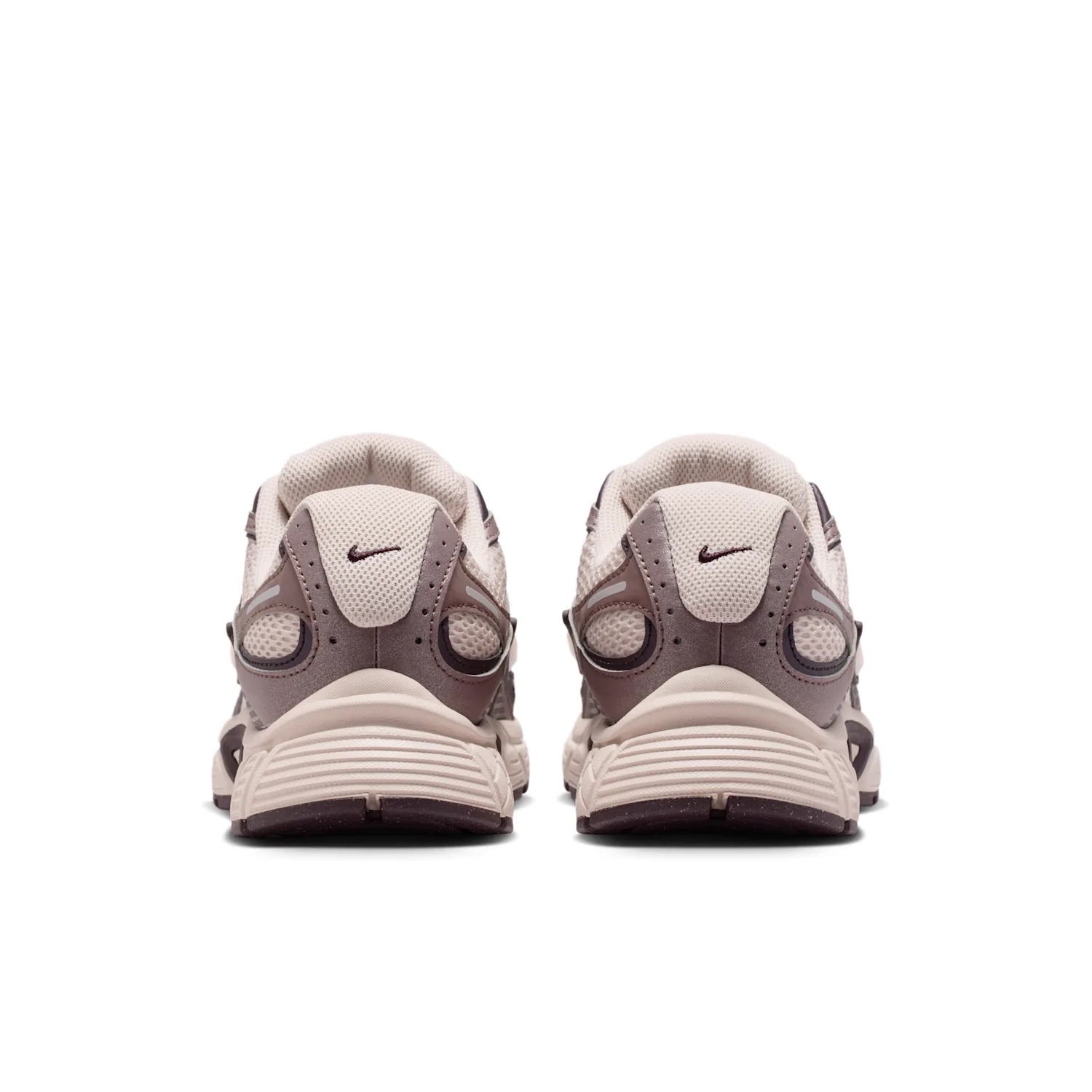 Nike V5 RNR SE image 6