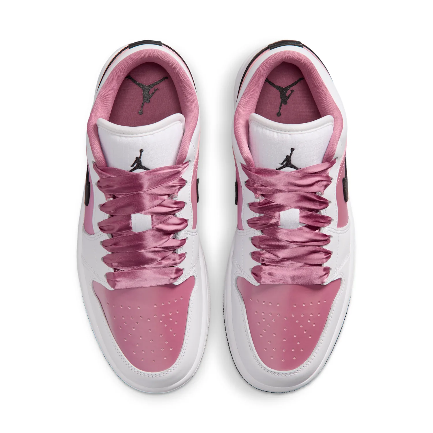Air Jordan 1 Low SE image 4