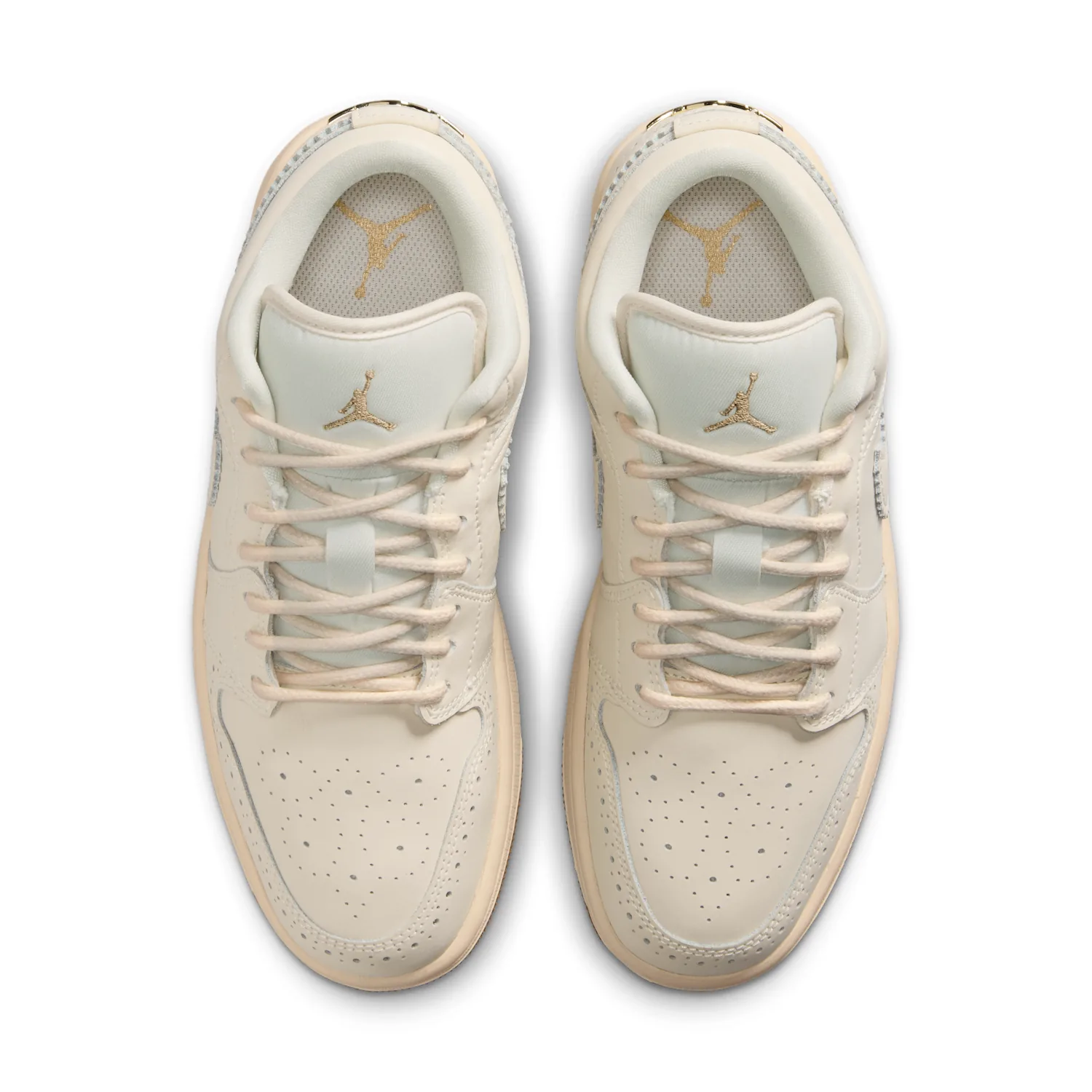 Air Jordan 1 Low SE image 4