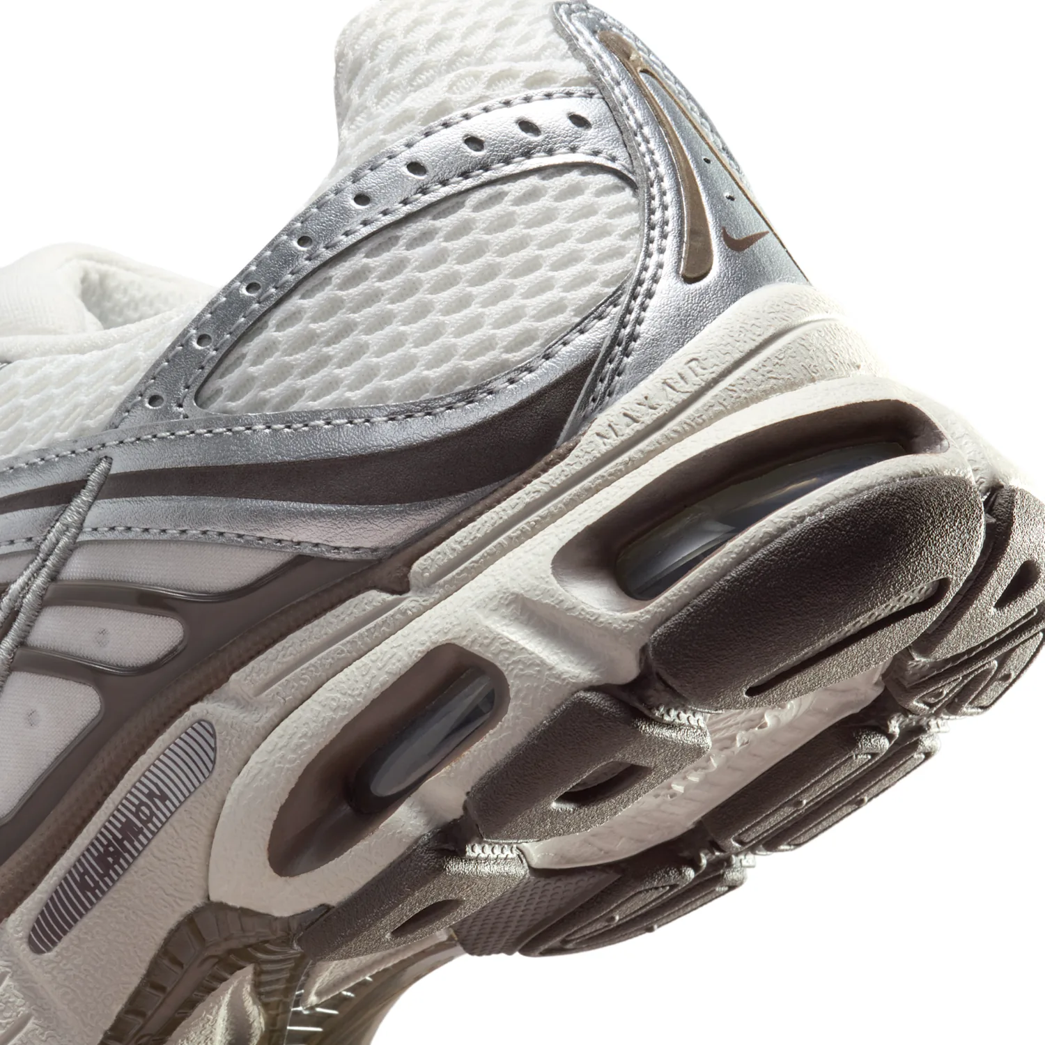 Nike Air Max Moto 2K image 8