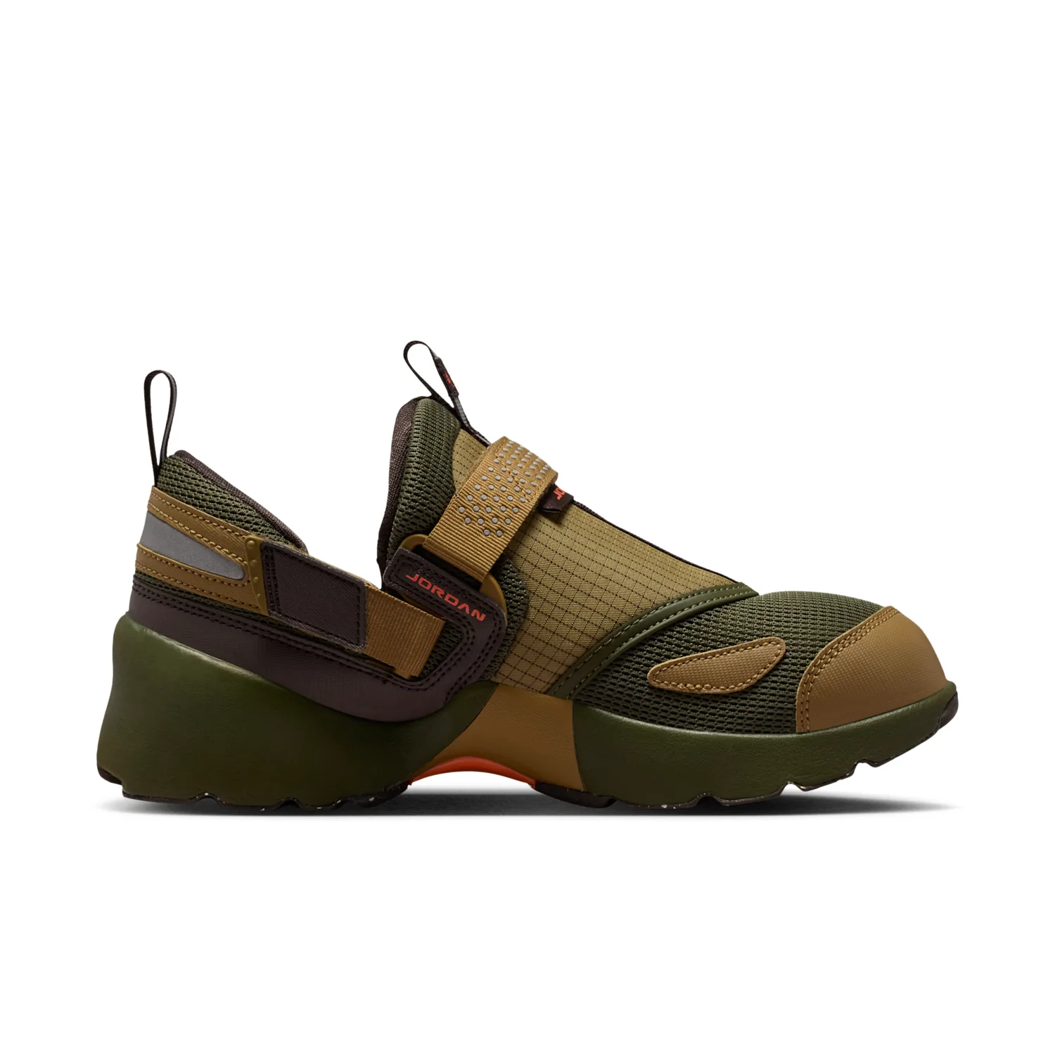 Jordan Trunner LX image 3