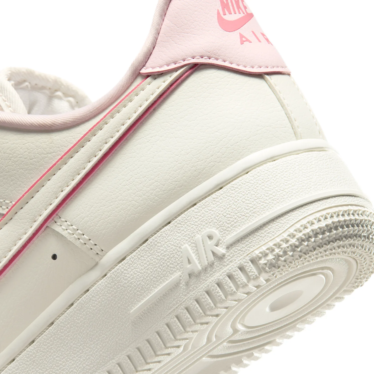 Nike Air Force 1 '07 Essential image 8