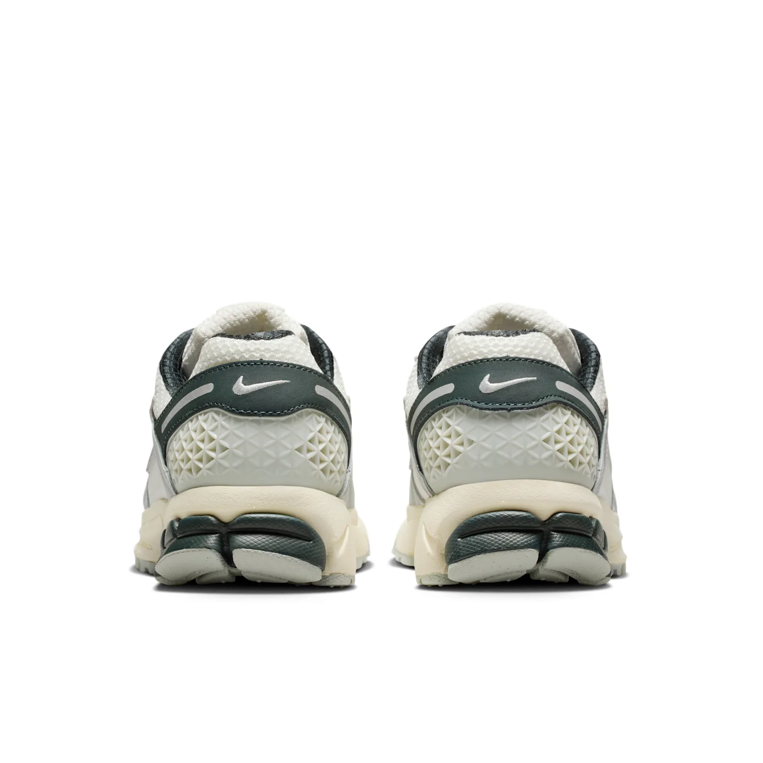 Nike Zoom Vomero 5 image 6