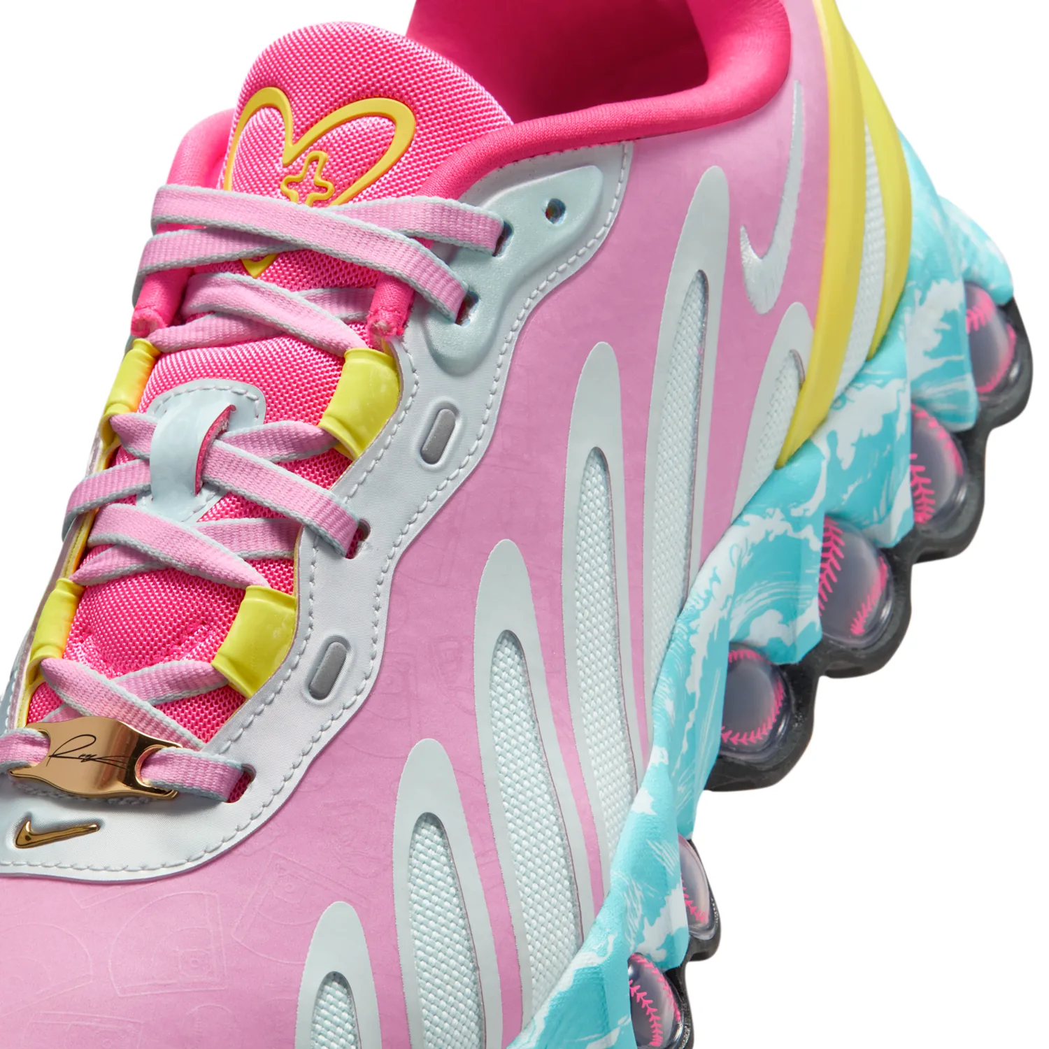Women's Air Max Dn8 x Doernbecher Freestyle "Reagan" image 15