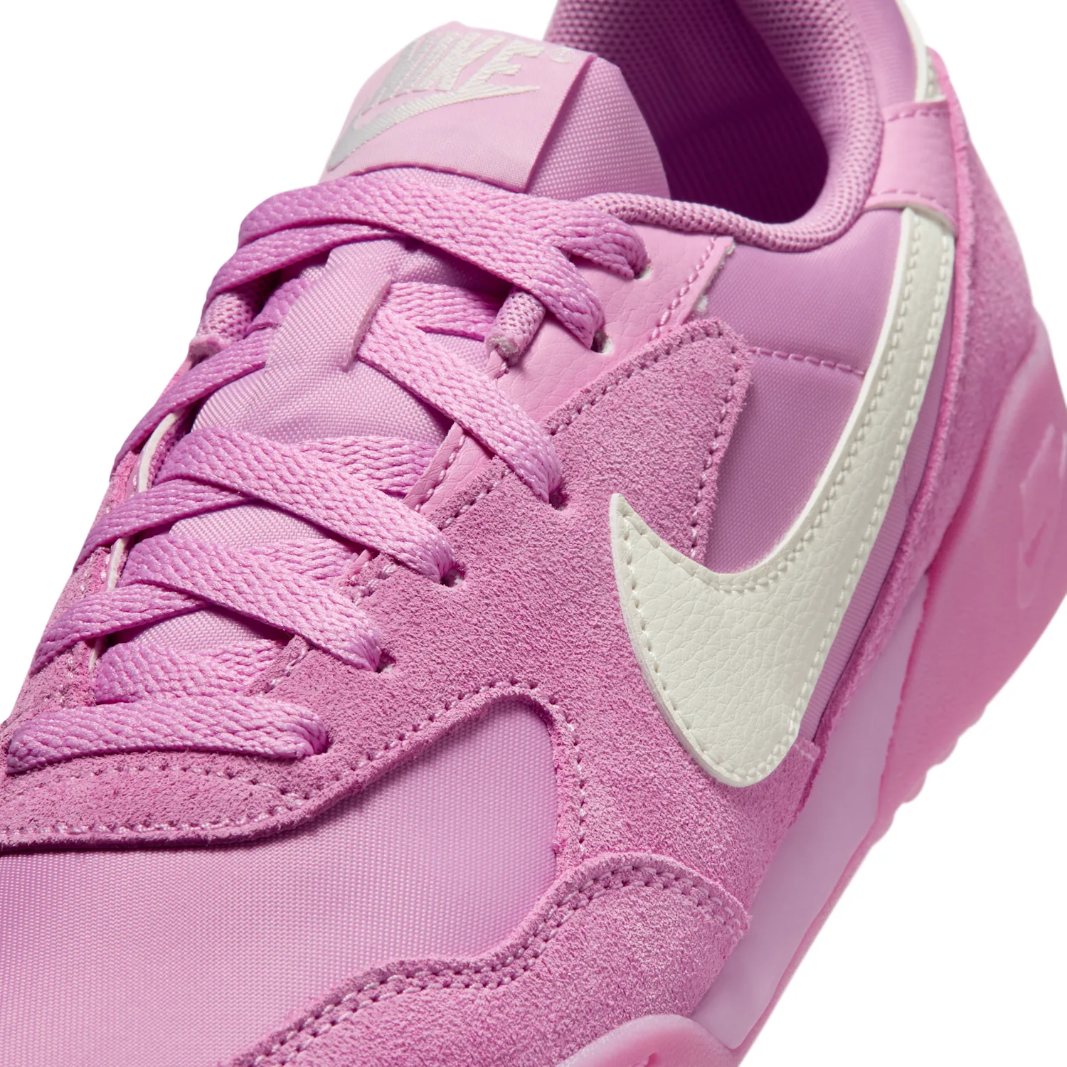 Nike Terra Manta Suede image 7