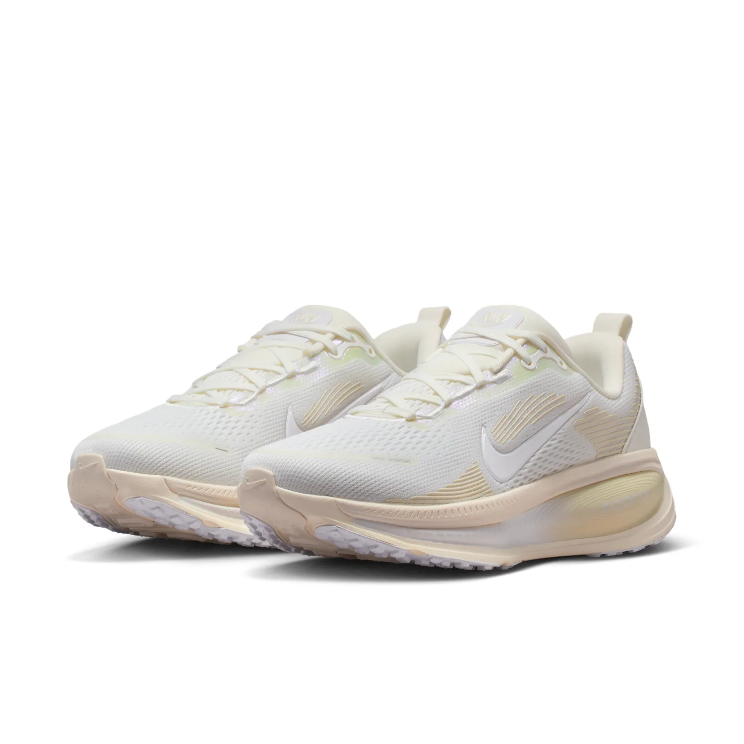 Nike Vomero 18 image 5