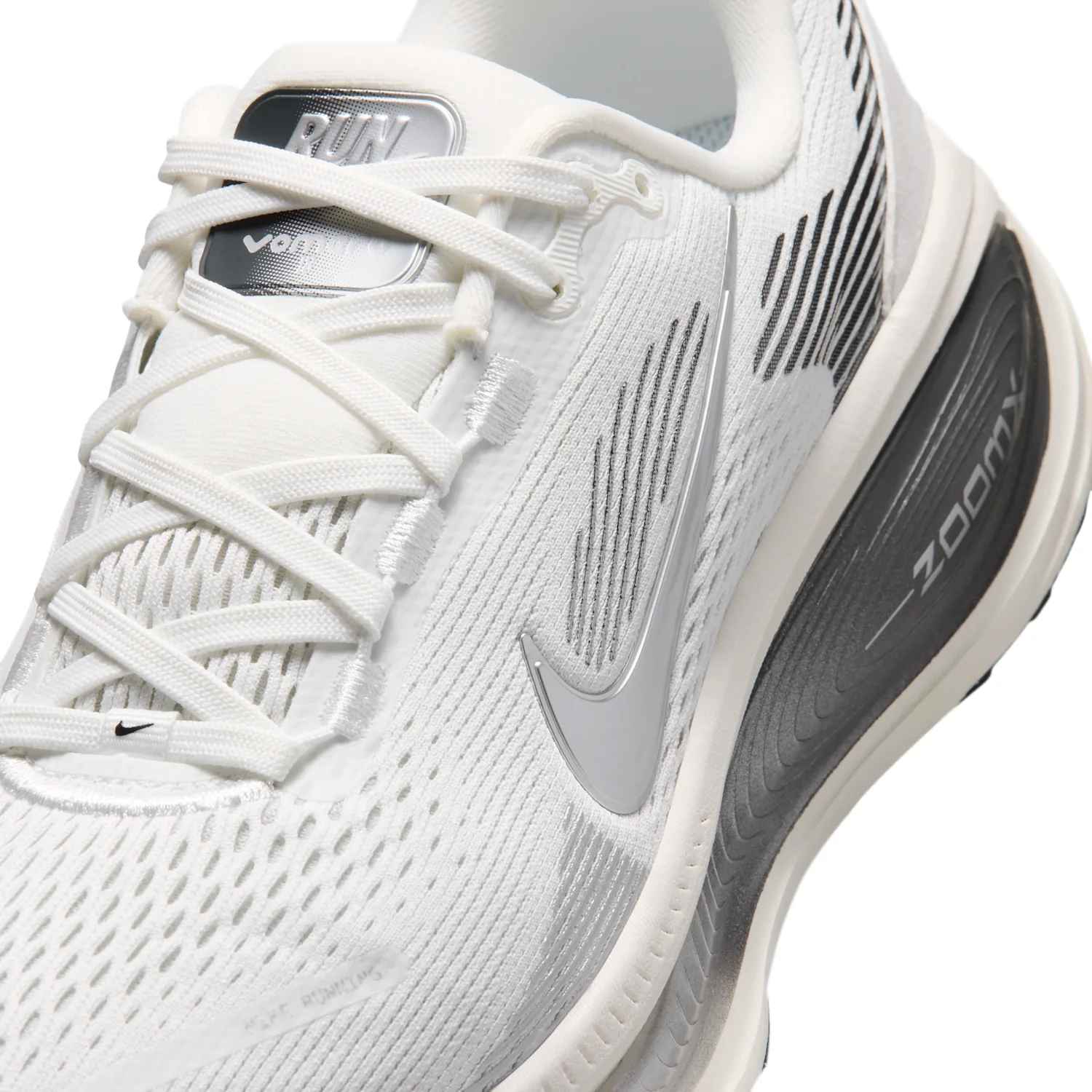 Nike Vomero 18 image 7