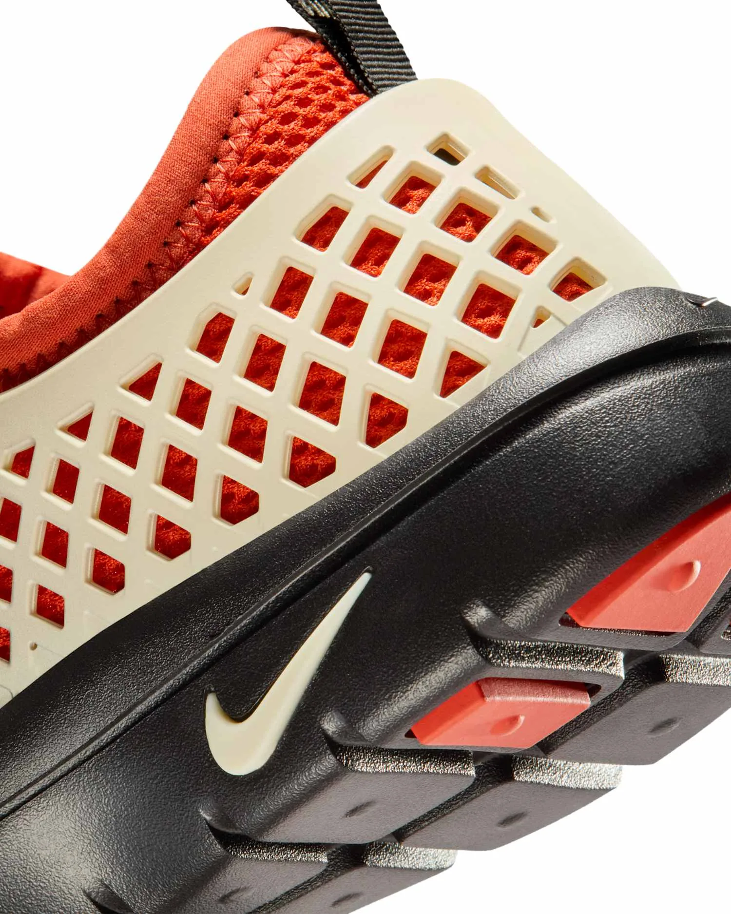 Nike Rejuven8 Run image 10