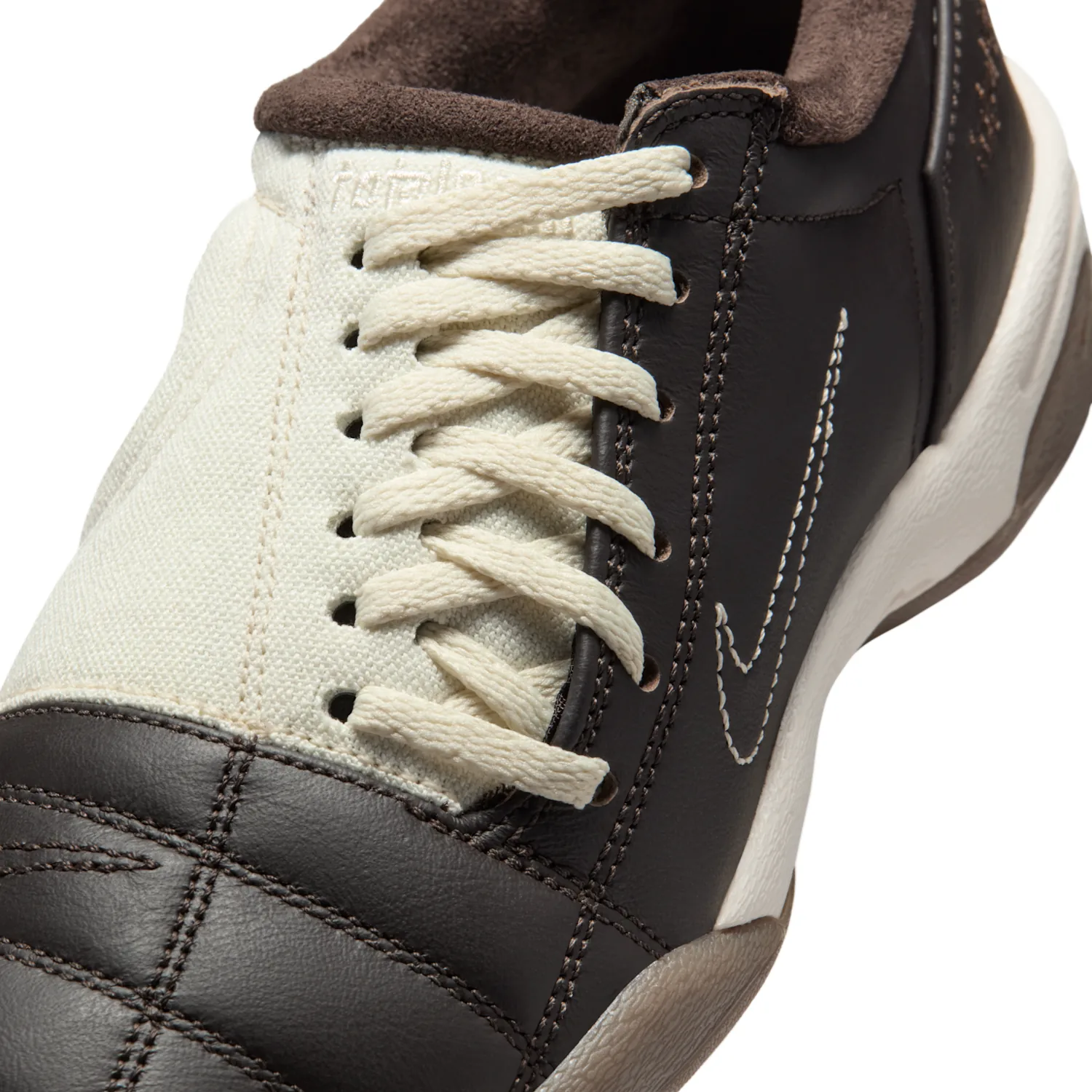 Nike Total 90 image 7