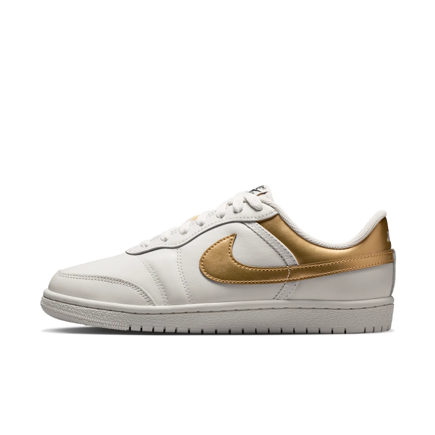 Air Jordan Skyline Low